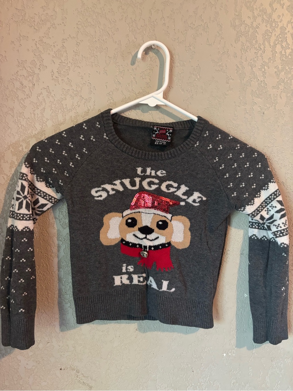 Cozy Gray 'The Snuggle Is Real' Dog Graphic Sweater